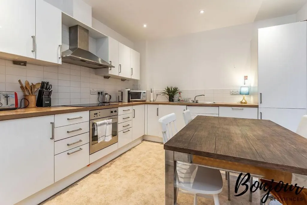 Spacious 2Br-1Ba - Grassmarket - Free Parking By Bonjour Residences Edinburgh Apartment