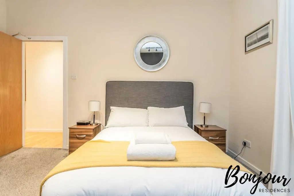 Spacious 2Br-1Ba - Grassmarket - Free Parking By Bonjour Residences Edinburgh